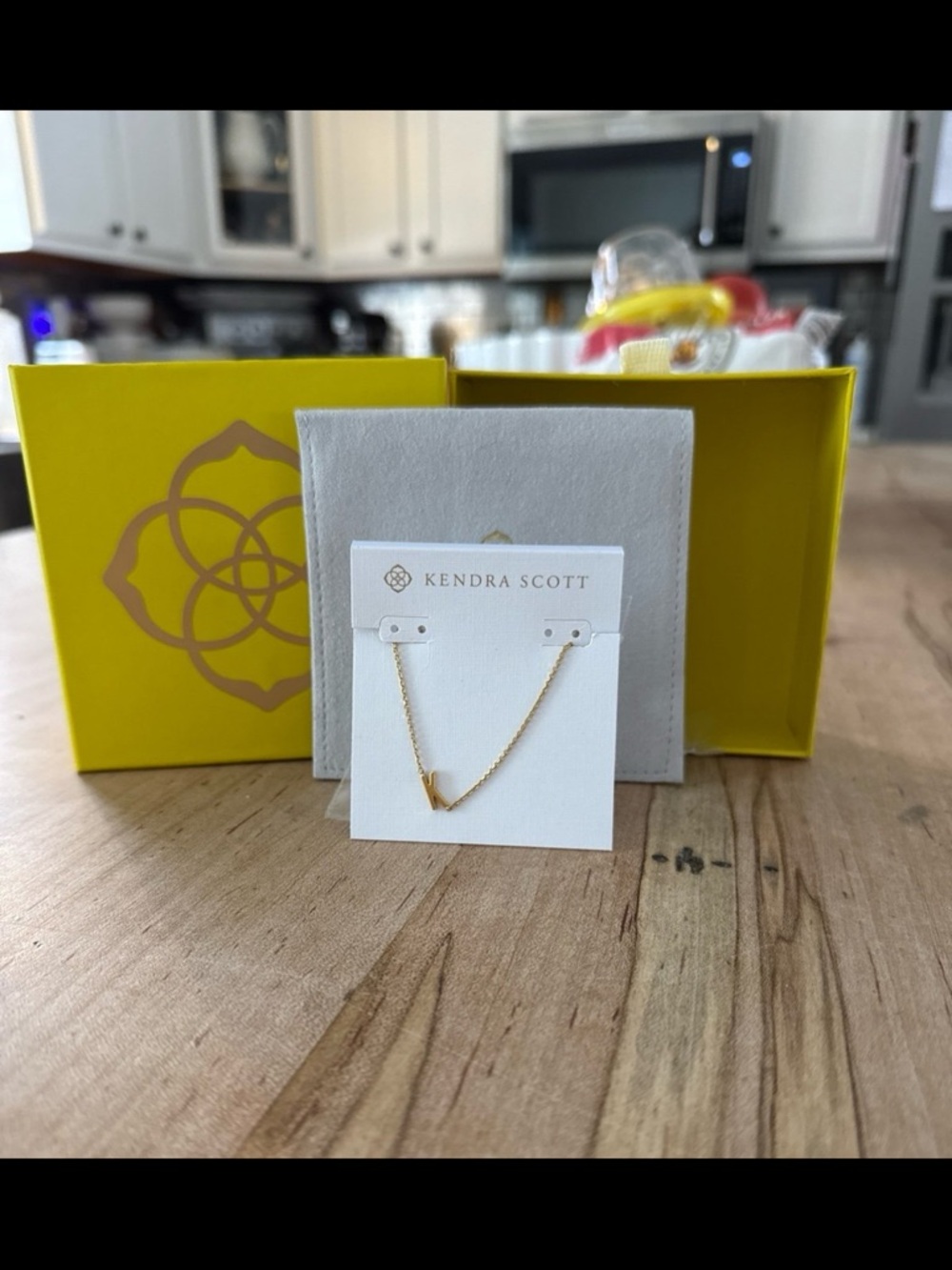 Kendra Scott Gold V Initial Pendant Necklace